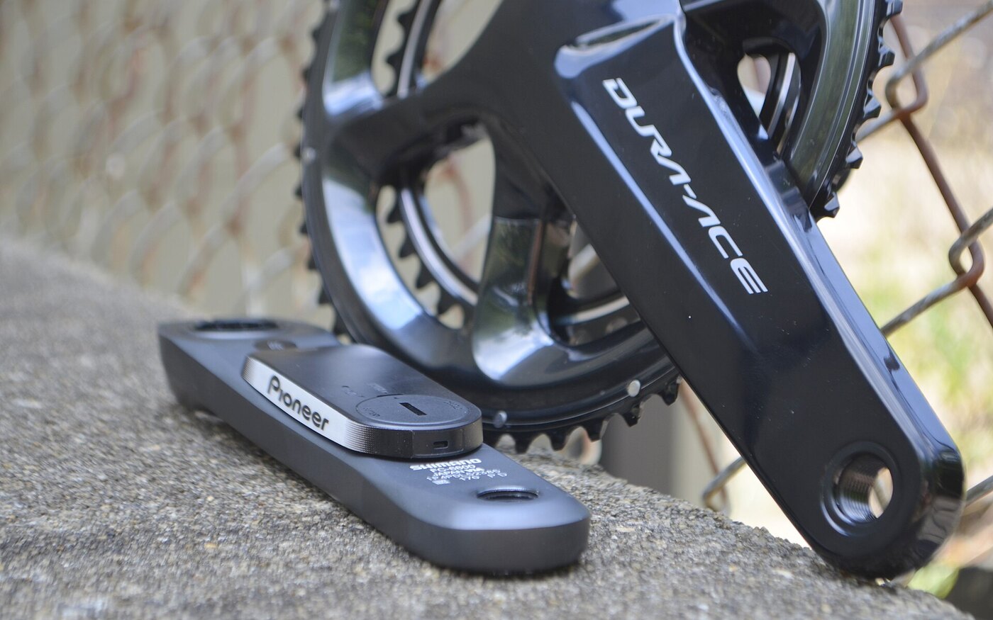 Pédalier Dura-Ace équipé d'un capteur de puissance