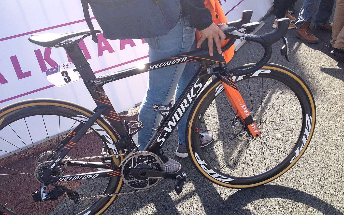 Specialized S-Works Tarmac au départ d'une course