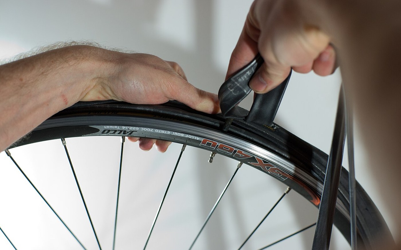 Tubeless ou chambre à air en vélo route ?